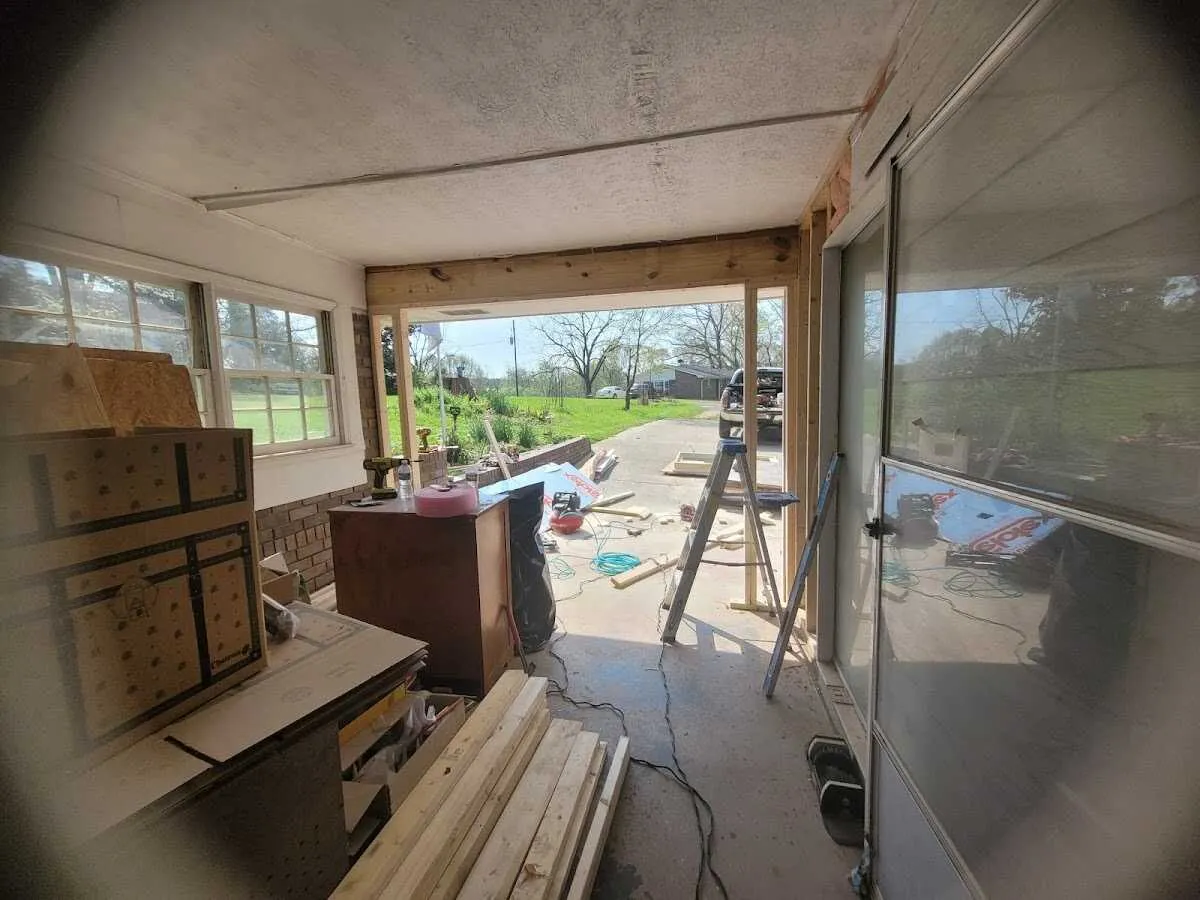 Air movers and dehumidifier for Water Mitigation Services in Shelton